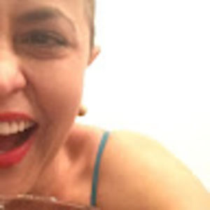 Meet your Posher, Carolina